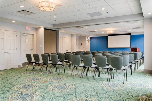 Images Holiday Inn Knoxville N - Merchant Drive by IHG
