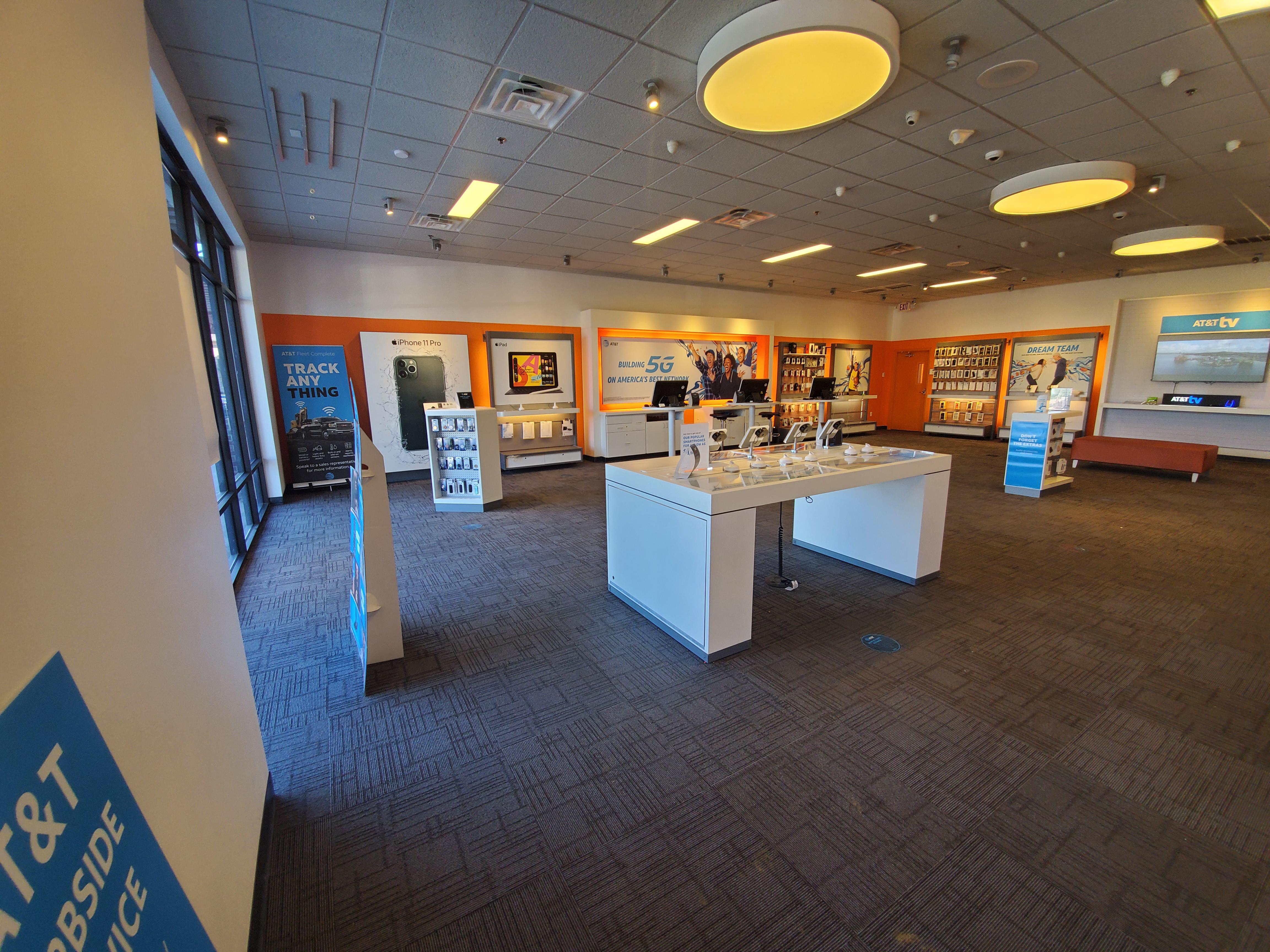 AT&T Store Photo