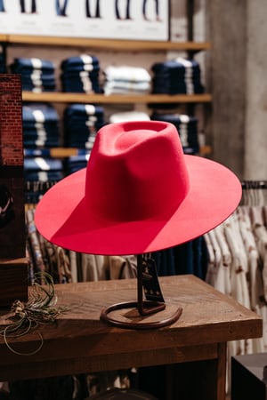 Images Ariat Brand Shop