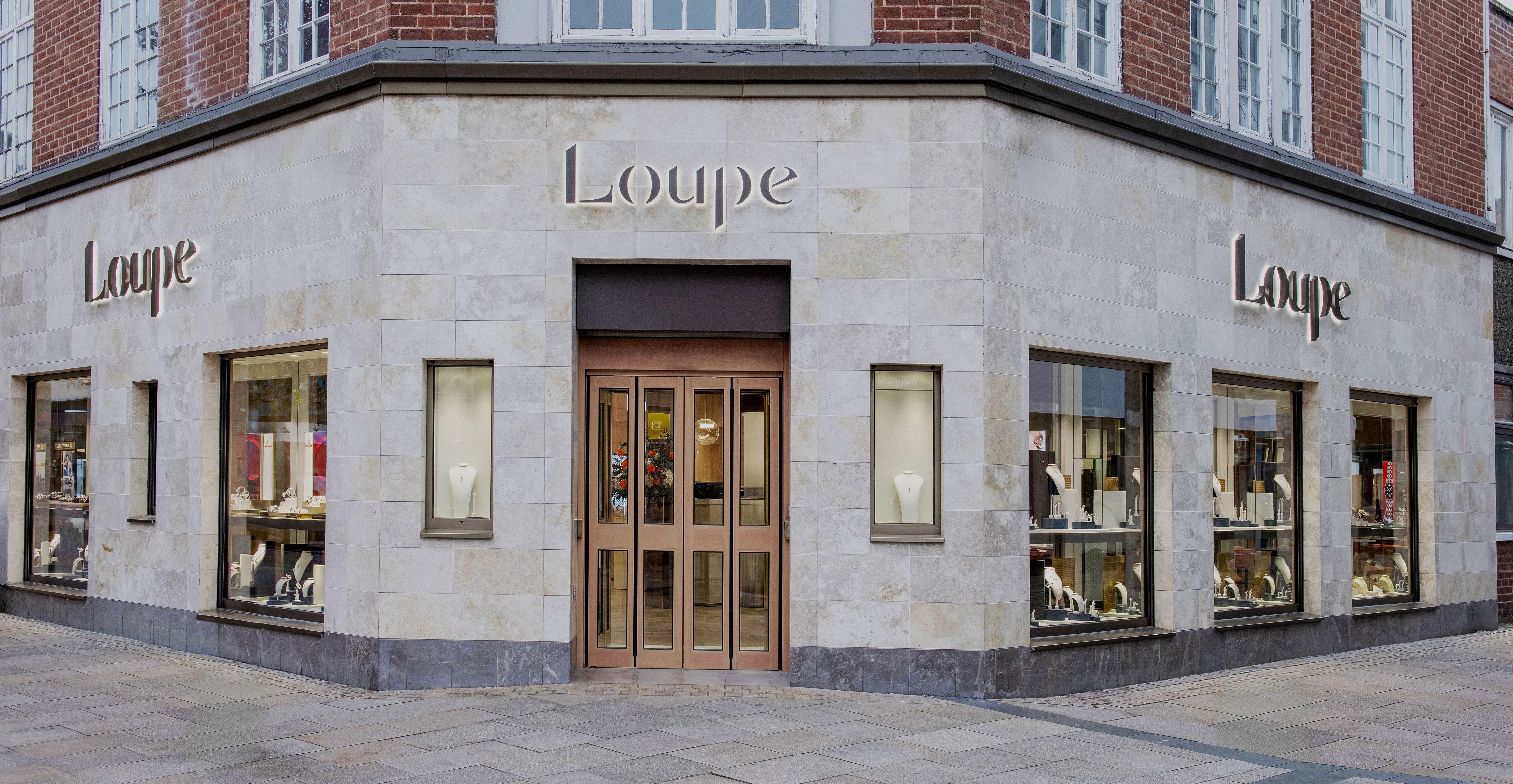 Loupe Exterior