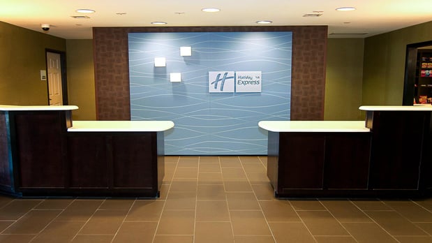 Images Holiday Inn Express & Suites Wichita Northeast by IHG