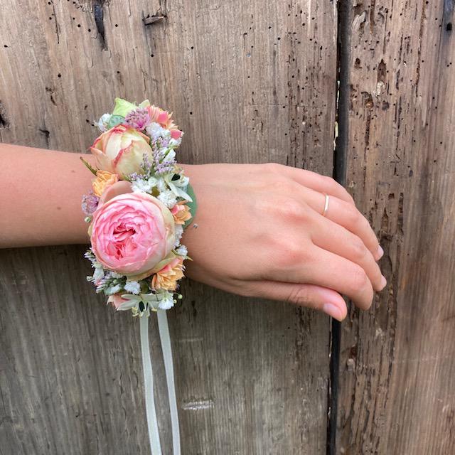 Bluemehüüsli, Endingerstrasse 11 in Würenlingen