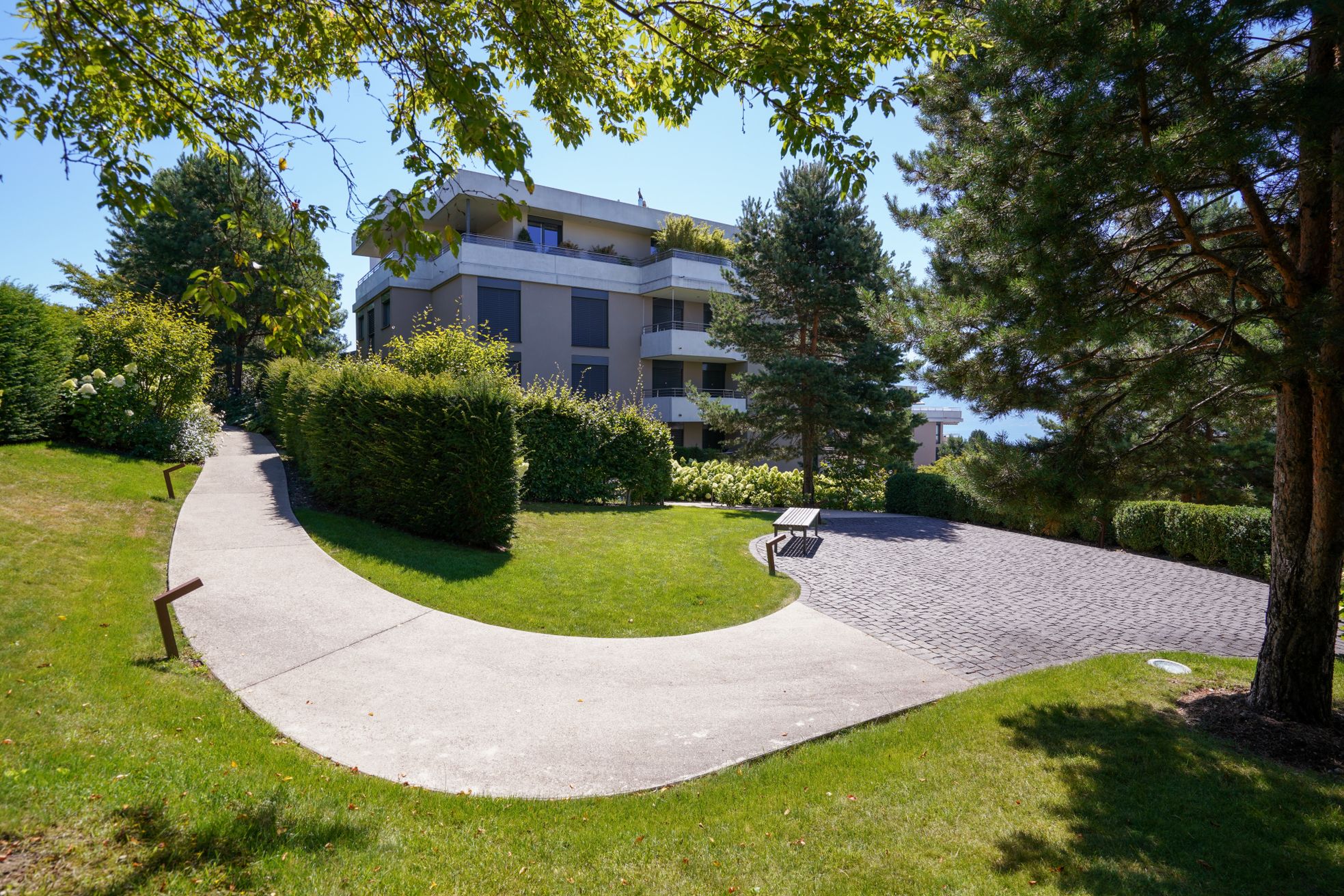 Bilder Pierre Etoile Promotion SA