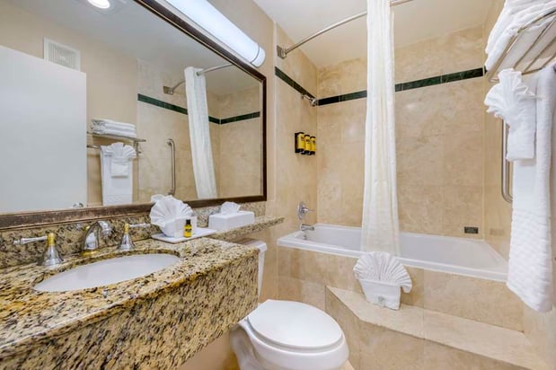 Images Best Western Plus Marina Shores Hotel