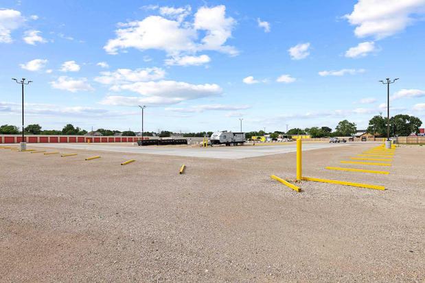 Images US Storage Centers