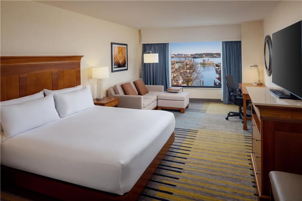 Images Hilton Garden Inn Portland Downtown Waterfront