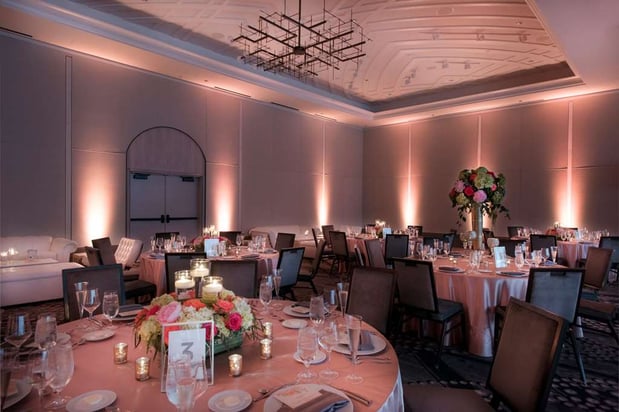 Images LondonHouse Chicago, Curio Collection by Hilton