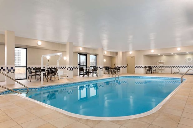 Images Hampton Inn Wichita-East