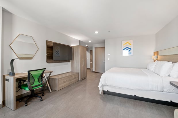 Images Holiday Inn Express & Suites Bronx - Zoo Area by IHG
