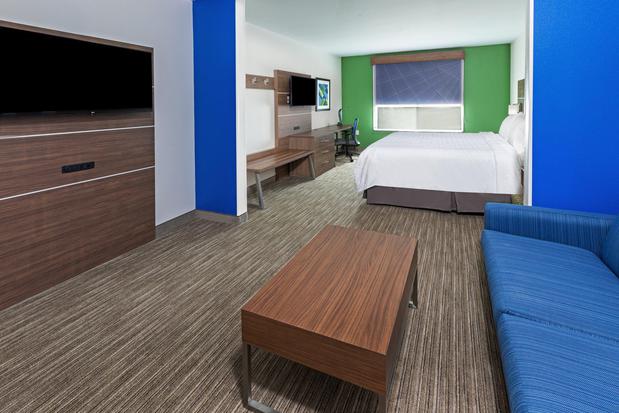 Images Holiday Inn Express & Suites Shreveport - West by IHG