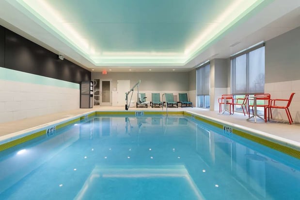 Images Tru by Hilton Sharonville Cincinnati