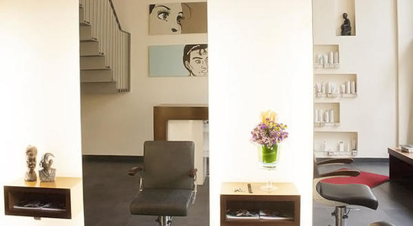 Scheideplätze im Salon SARON GHEZAI hair'n body