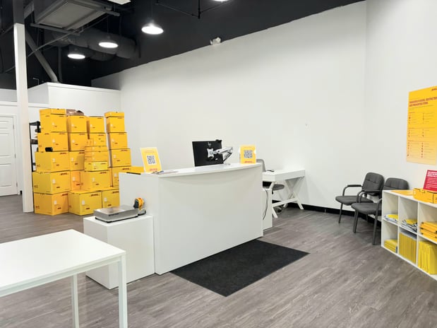 Images DHL Express Service Point