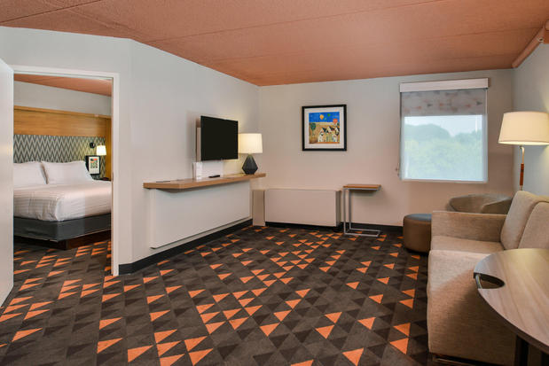 Images Holiday Inn Auburn-Finger Lakes Region by IHG