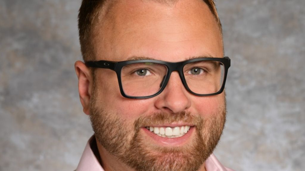 Bryan M Goldesberry