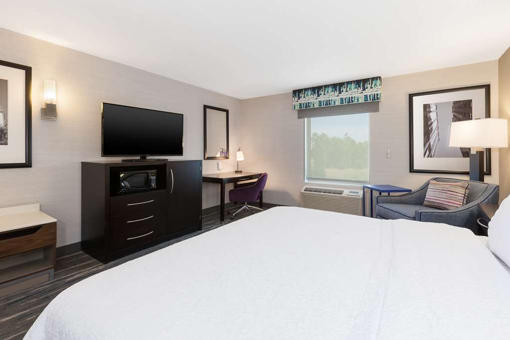 Guest room Hampton Inn and Suites Flint/Grand Blanc Flint (810)234-8400