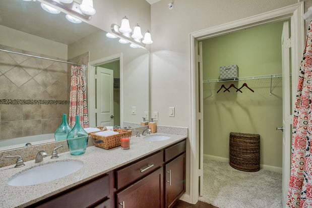 Images Platinum Castle Hills