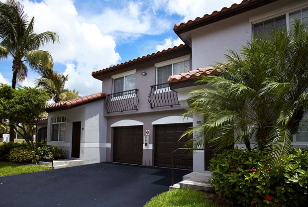 Images Camden Doral Villas Apartment Townhomes