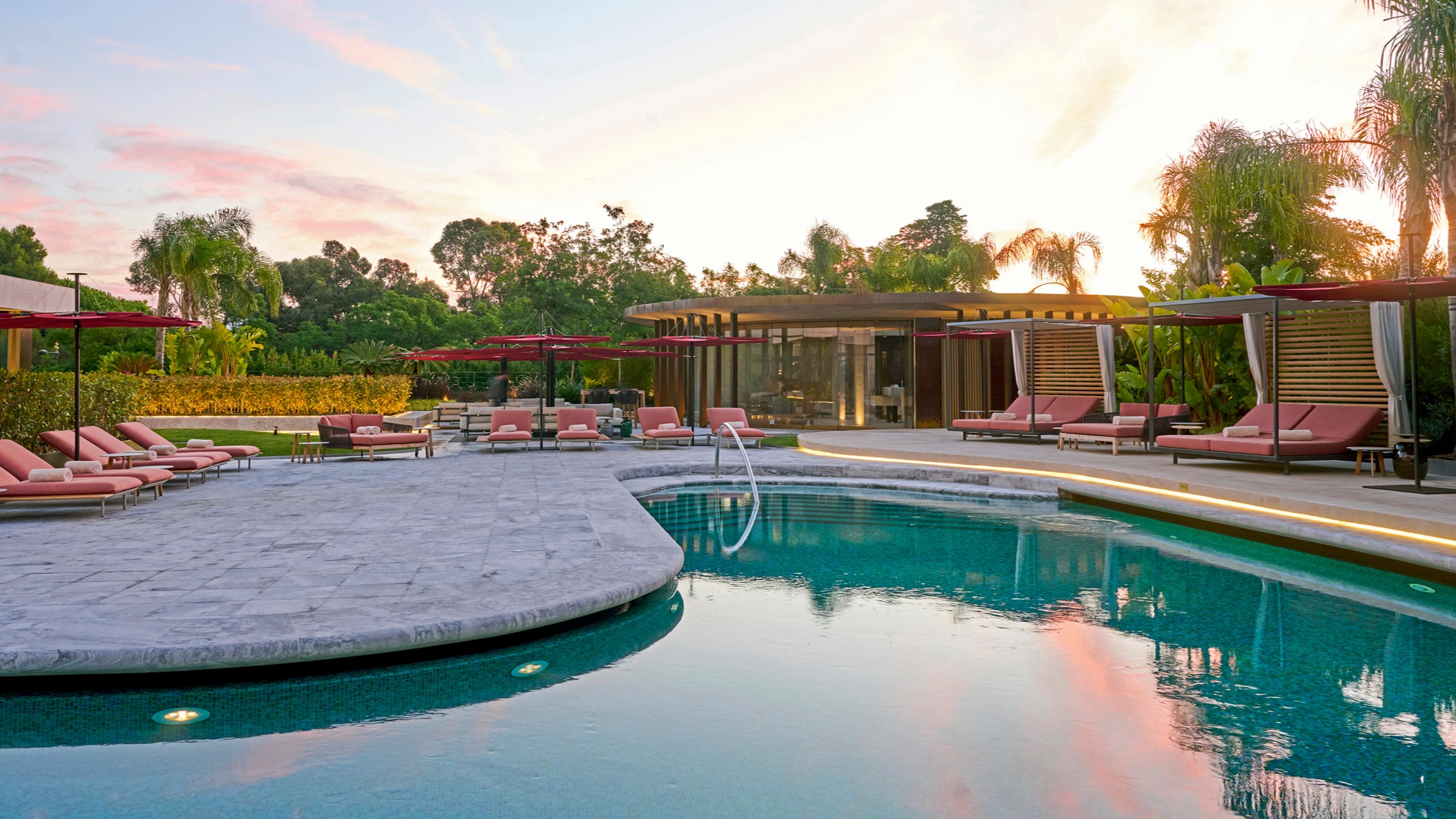 Ritz Pool Bar