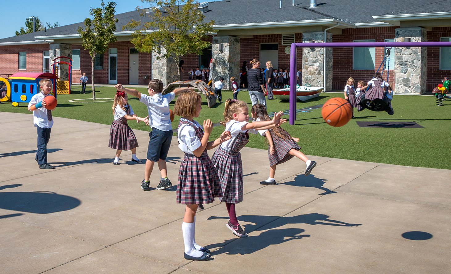 Challenger’s Farmington private school is located just north of Lagoon Amusement Park in picturesque Davis County. You’ll be drawn to the family feel of our campus, our happy and hardworking staff, and our clean, bright, and organized classrooms and grounds.