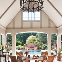 Images Hannelore Kaplan, VP William Raveis Real Estate