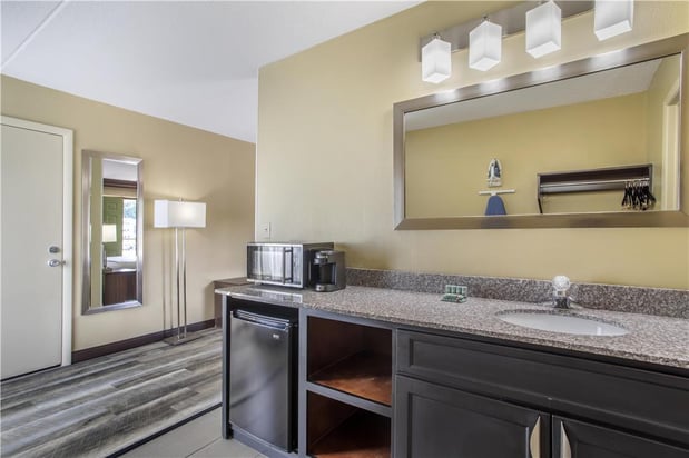 Images Best Western Plaza Inn