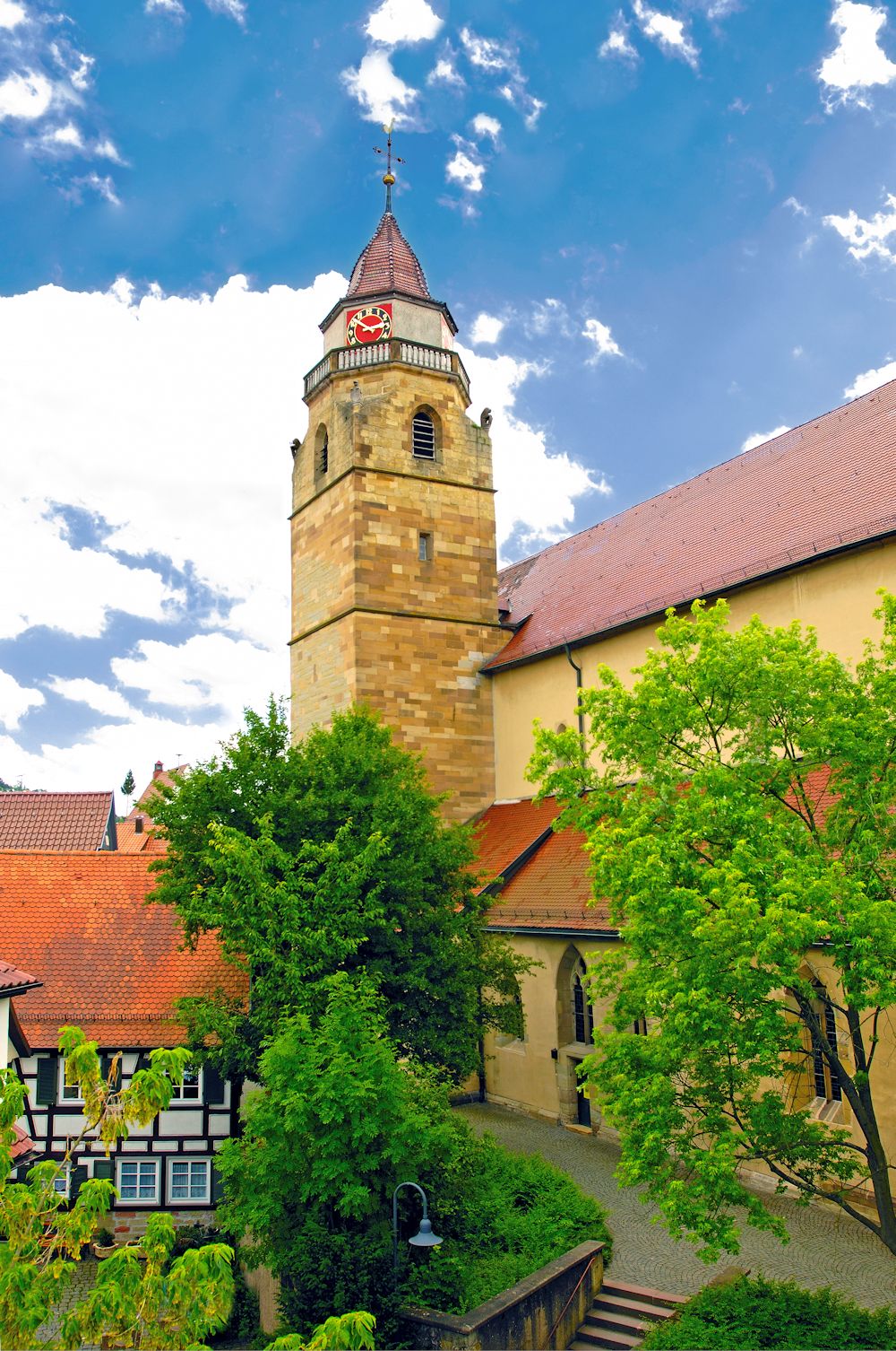 Stadtkirche Leonberg - Evangelische Kirchengemeinde Leonberg-Nord, Bei der Stadtkirche 3 in Leonberg
