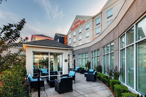 Images Hilton Garden Inn Tulsa Midtown