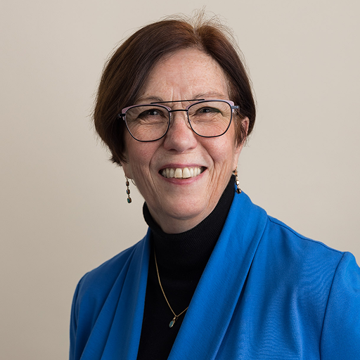 Karen Charlesworth headshot.