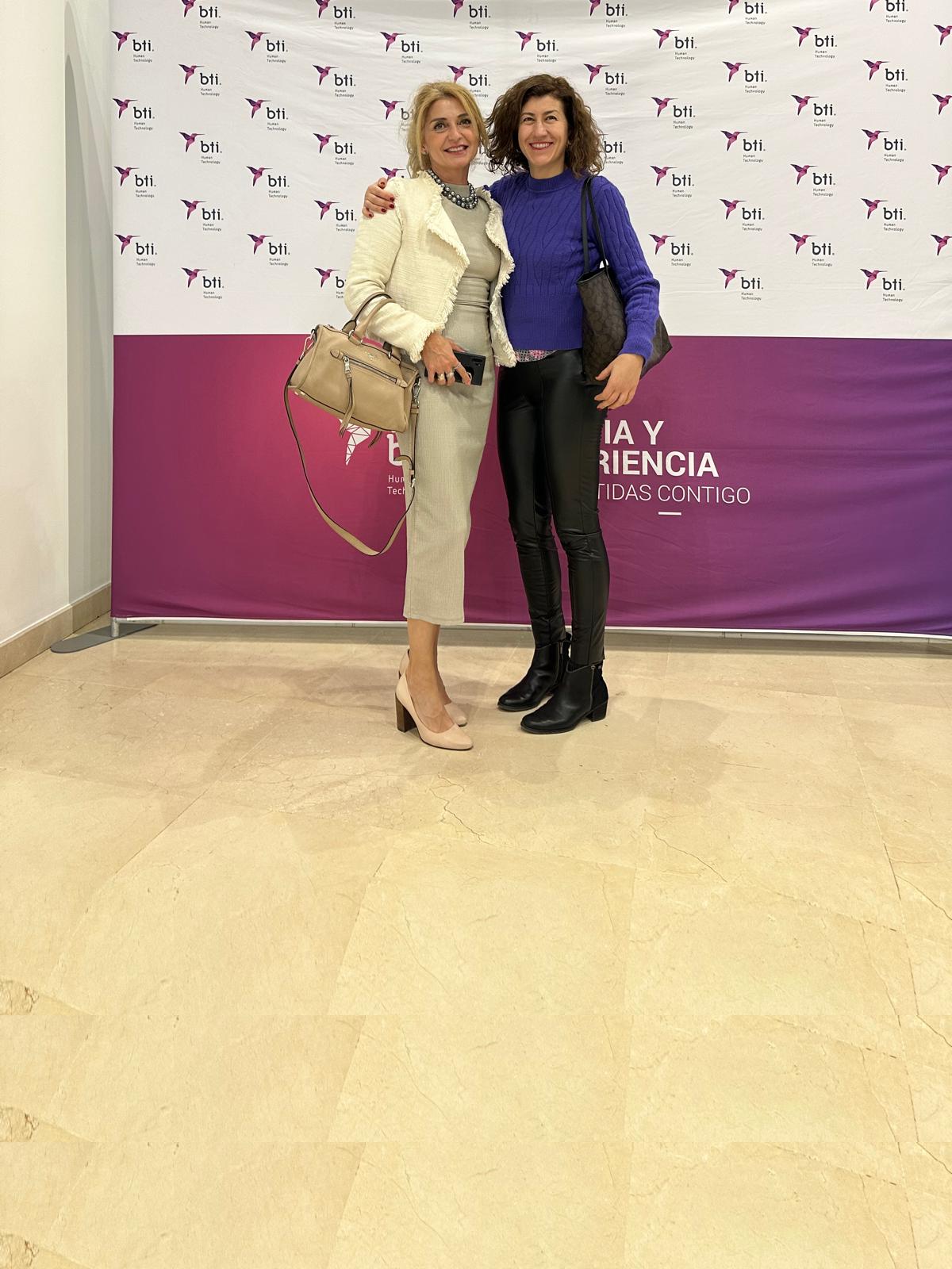 Images CLÍNICA DENTAL QUESADA BAZA - DRA. MARÍA PILAR QUESADA GARCÍA