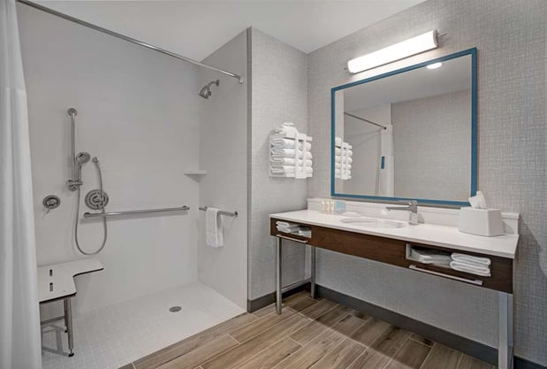 Images Hampton Inn & Suites Farmers Branch Dallas