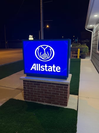 Images Jamilynn Fox: Allstate Insurance