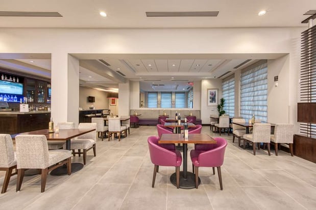 Images Hilton Garden Inn Irvine/Orange County Airport