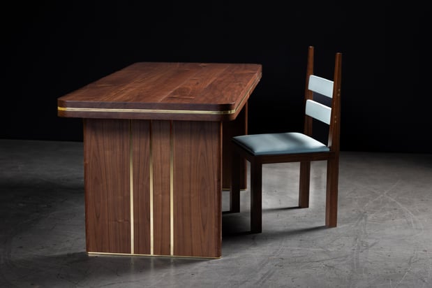 Images SENTIENT Furniture