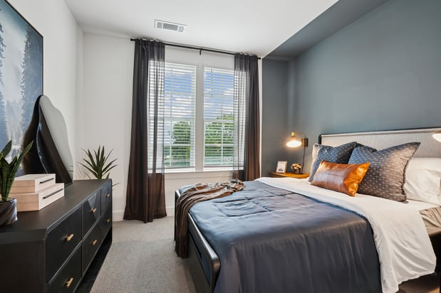 Images The Kingsman | Luxury Apartment Homes