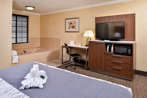 Images Best Western Hollywood Plaza Inn Hotel - Hollywood Walk of Fame LA