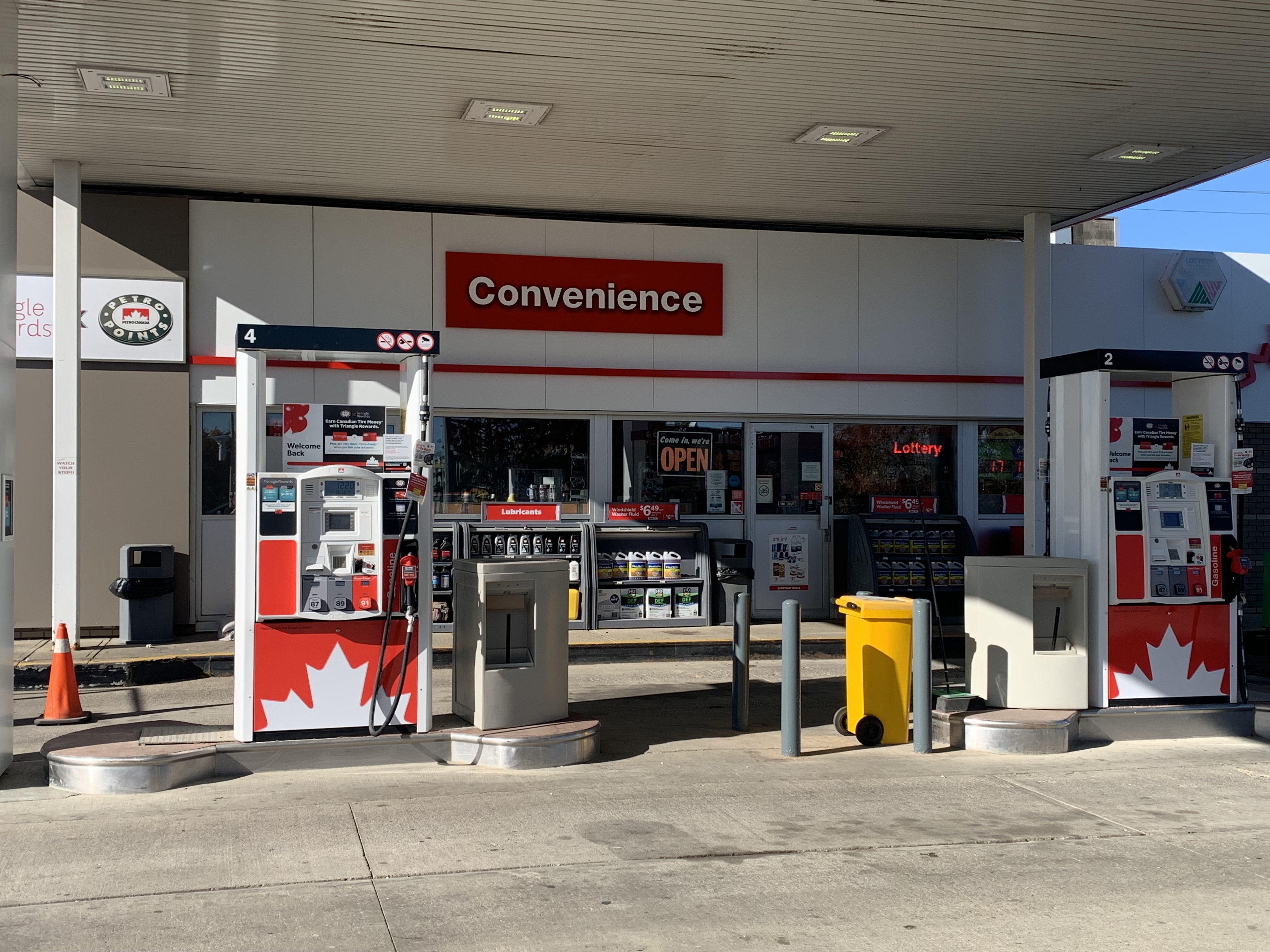Petro-Canada operated by Canadian Tire Petroleum