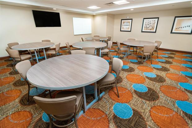 Images Staybridge Suites Newark - Fremont by IHG