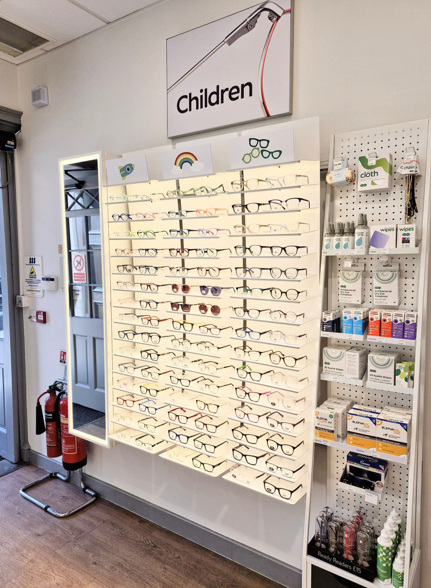 Specsavers Opticians and Audiologists - Towcester