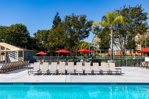 Images The Woods Apartments