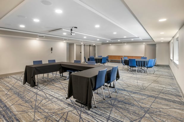 Images Holiday Inn Express Chicago-Downers Grove by IHG
