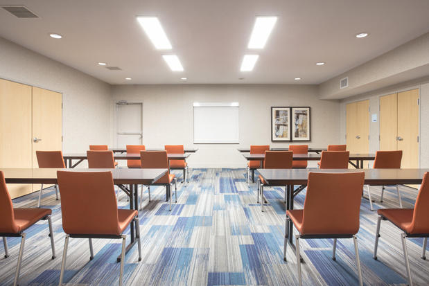 Images Holiday Inn Express & Suites Amarillo by IHG