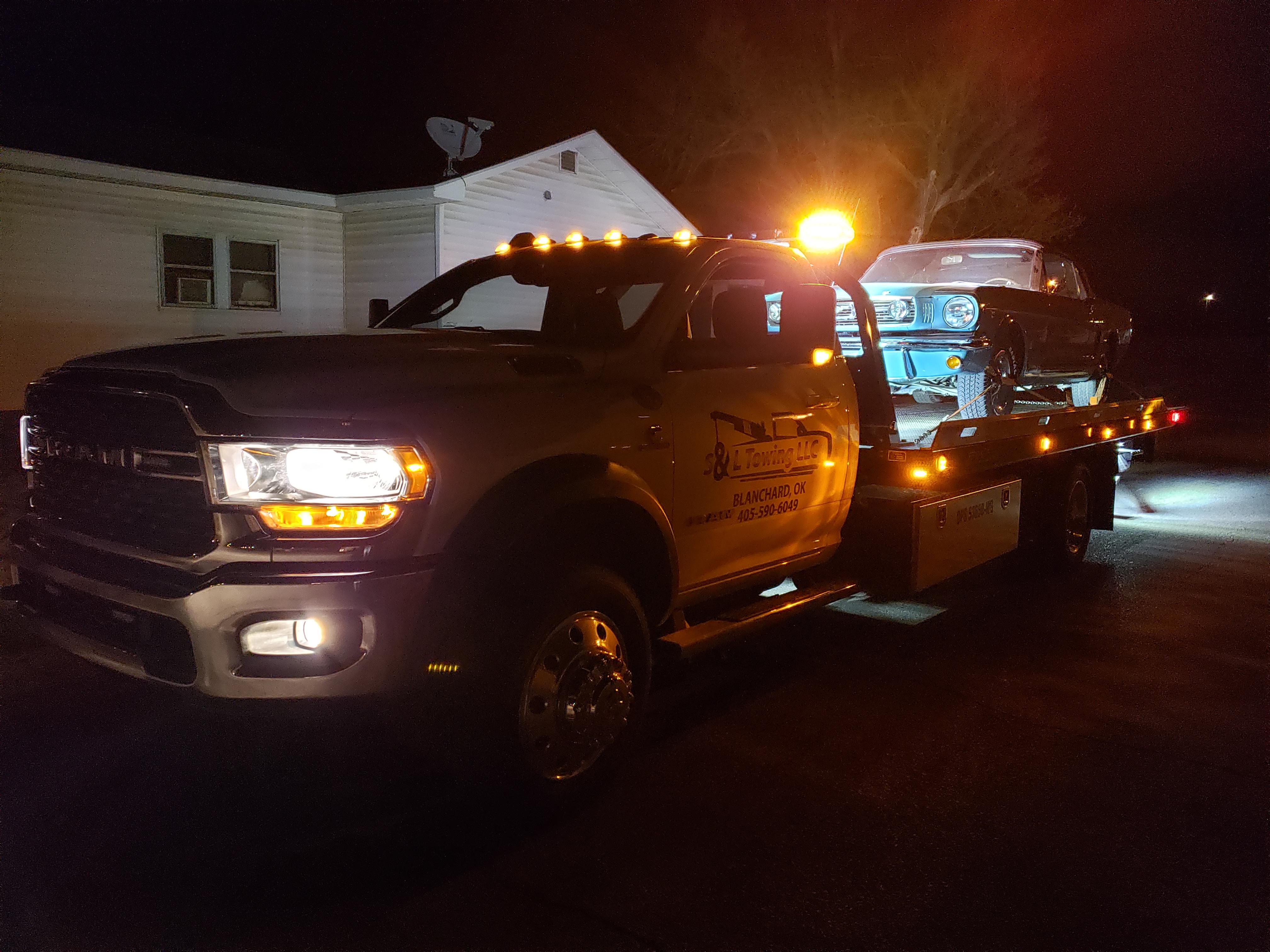 Call now for a towing service you can count on!