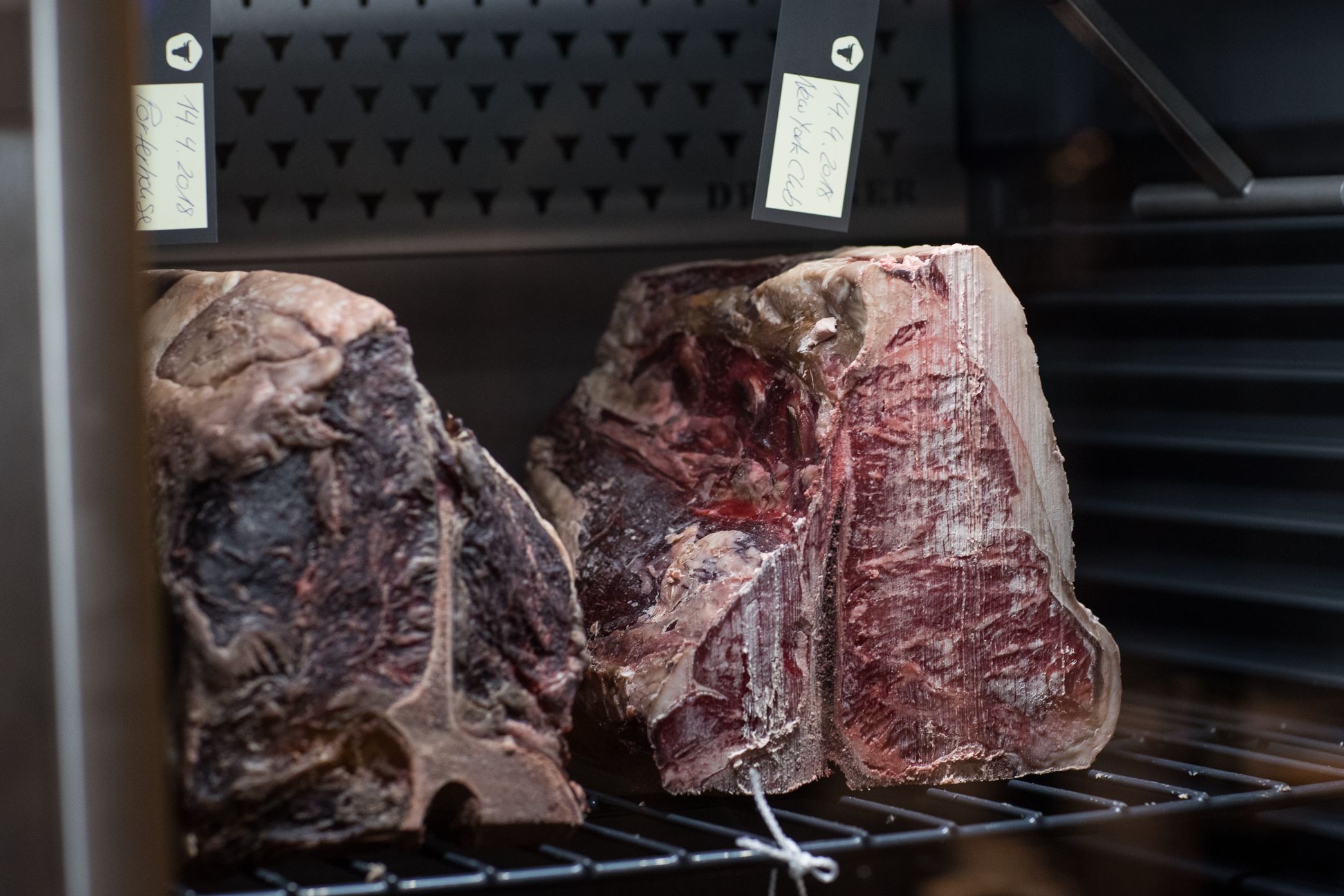 Bilder Simon's Steakhouse Grill & Restaurant & Bar