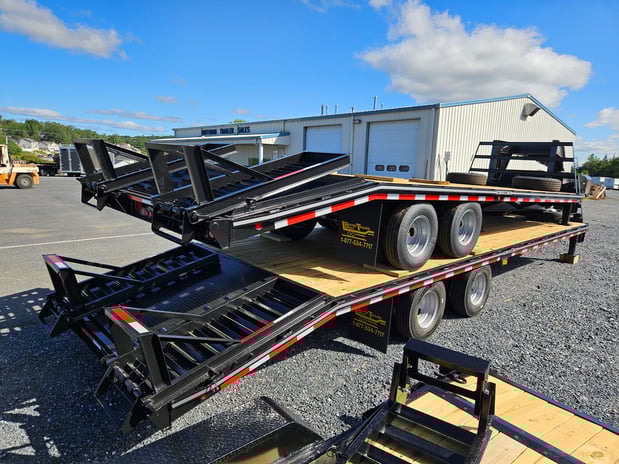 Images Huffman Trailer Sales, INC