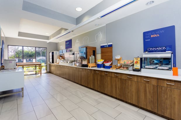 Images Holiday Inn Express & Suites Orlando-Ocoee East by IHG