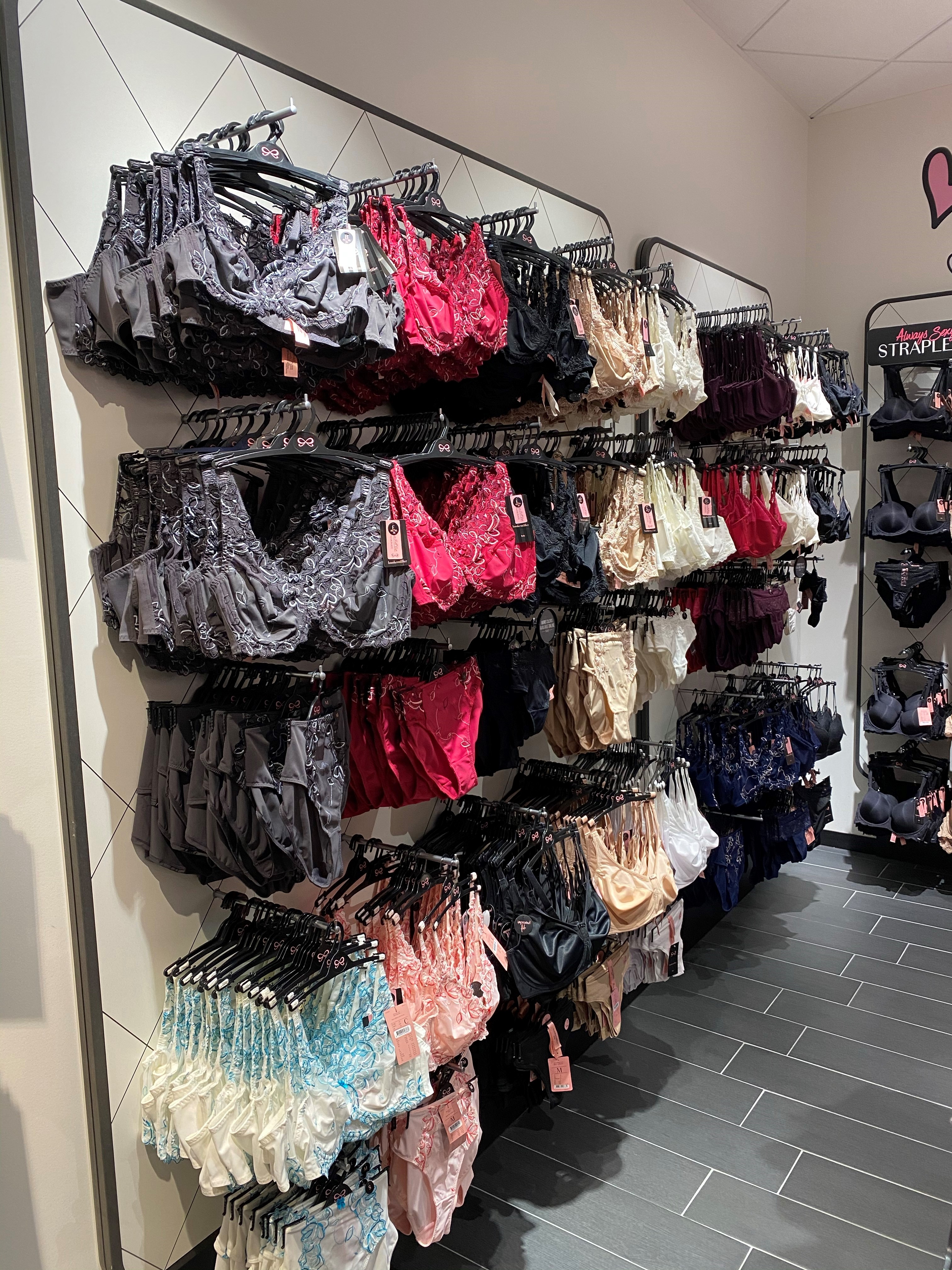 Hunkemöller, Ebisquarestrasse 1 in Ebikon