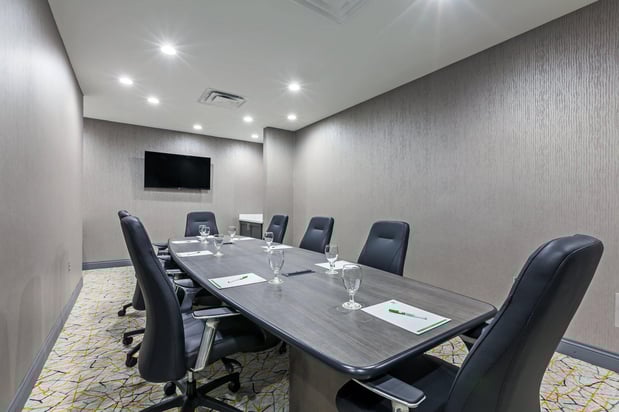 Images Holiday Inn Houston NE - Bush Airport Area by IHG