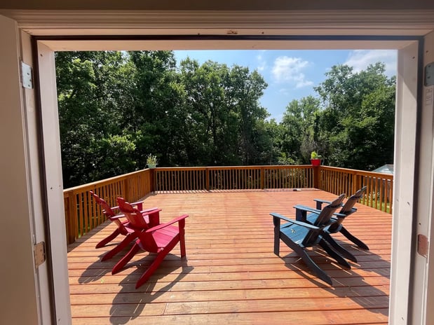 Images Andreas Mueller - Keller Williams Realty