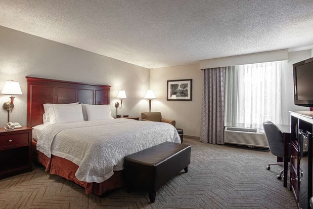 Images Hampton Inn & Suites Williamsburg-Richmond Rd.